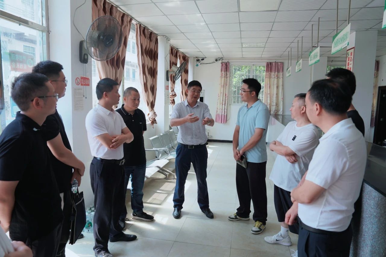 许东明赴南充市嘉陵区、巴中市通江县调研督导定点帮扶和托底性帮扶工作